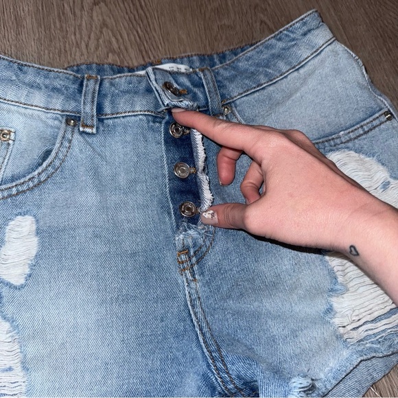 ZARA Metallic Trimmed Denim Shorts - Picture 2 of 4